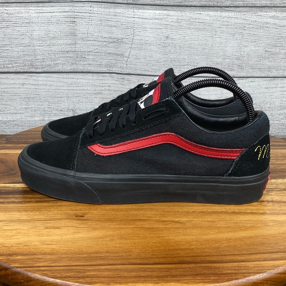 Vans Old Skool Disney Mickey Mouse Club Black Red Sneaker Women’s Shoe Size 9